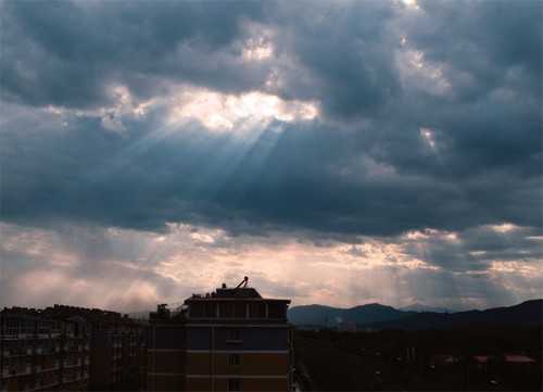 构图决定一切 风光摄影中云彩的重要性图文教程